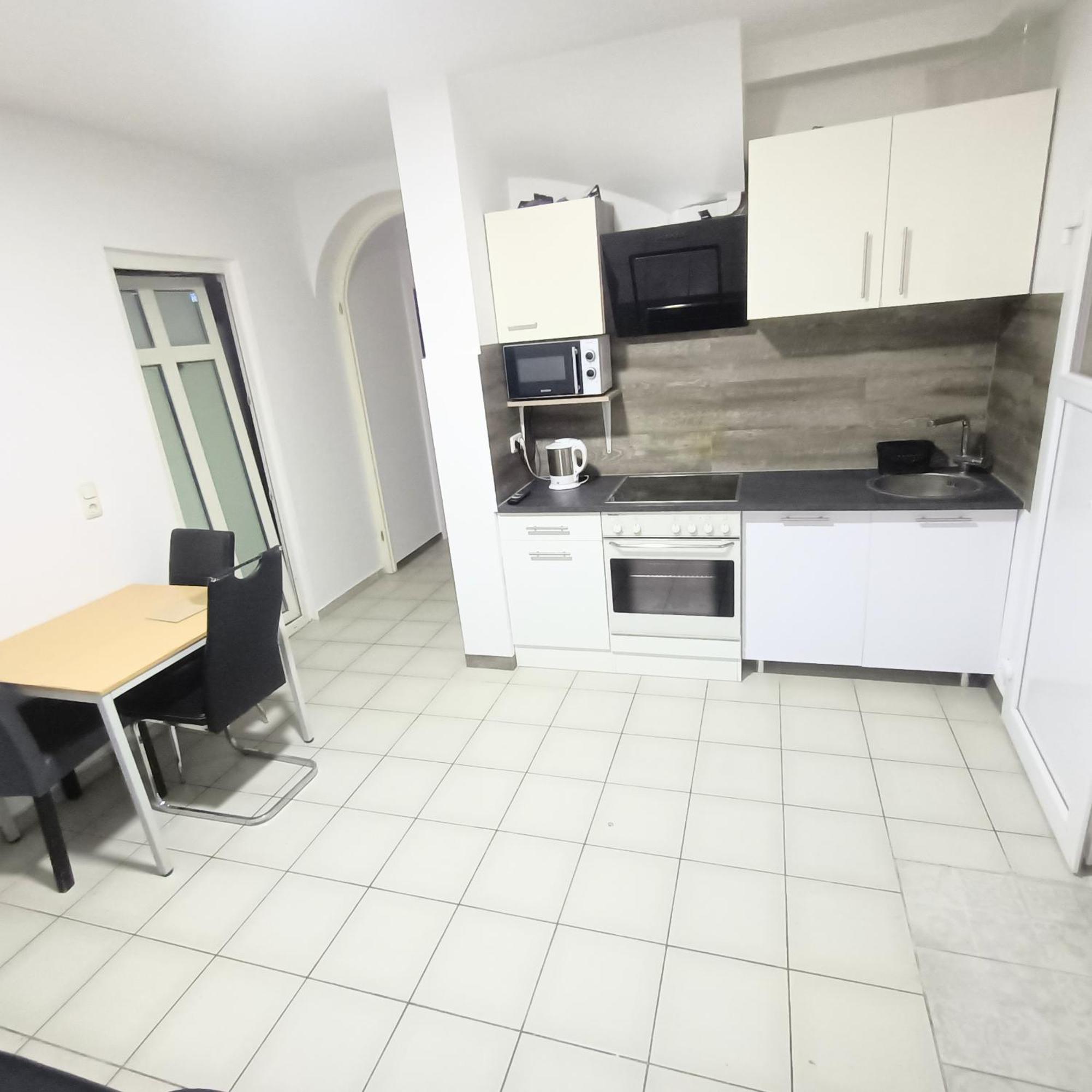Fmi 9 Accommodation Raunheim Exterior foto